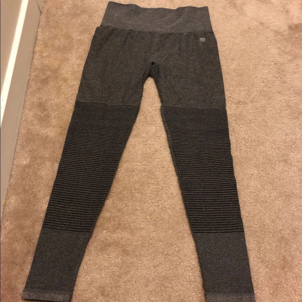 Forever 21 leggings